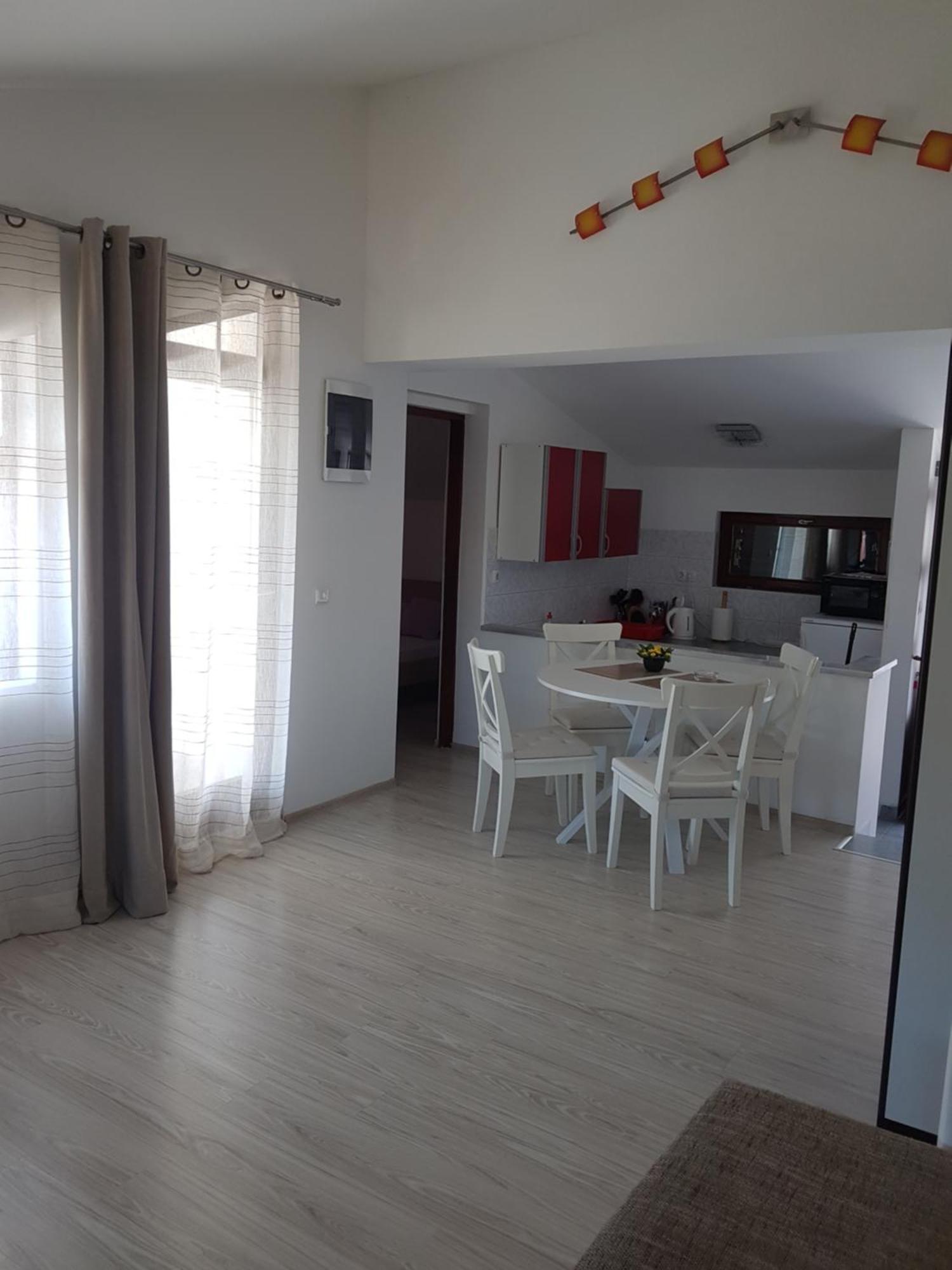 Apartmani Rab - Adrijana & Aleksandra Banjol Habitación foto